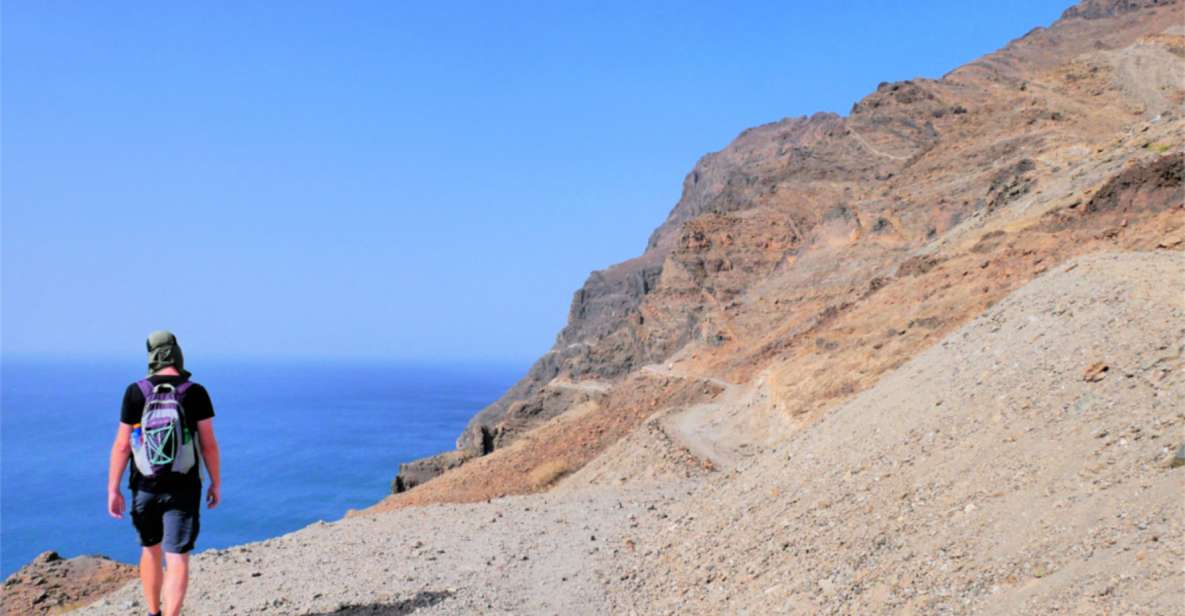 Coastal Hike to the Lighthouse - Experience Description