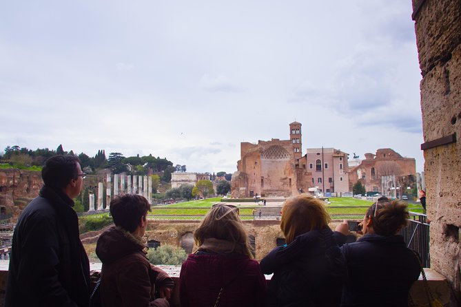 Colosseum Restricted Areas and Dungeons Undergrounds Small Group Tour - Meeting Point and Logistics Information