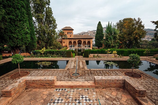 Complete 3H Private Tour of The Alhambra - Traveler Engagement Insights