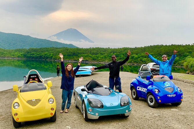 Cute & Fun E-Car Tour Following Guide Around Lake Kawaguchiko - E-Car Features and Benefits