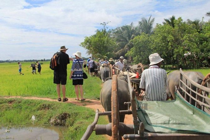 Day in a Life Authentic Village Experience in Siem Reap - Traveler Engagement