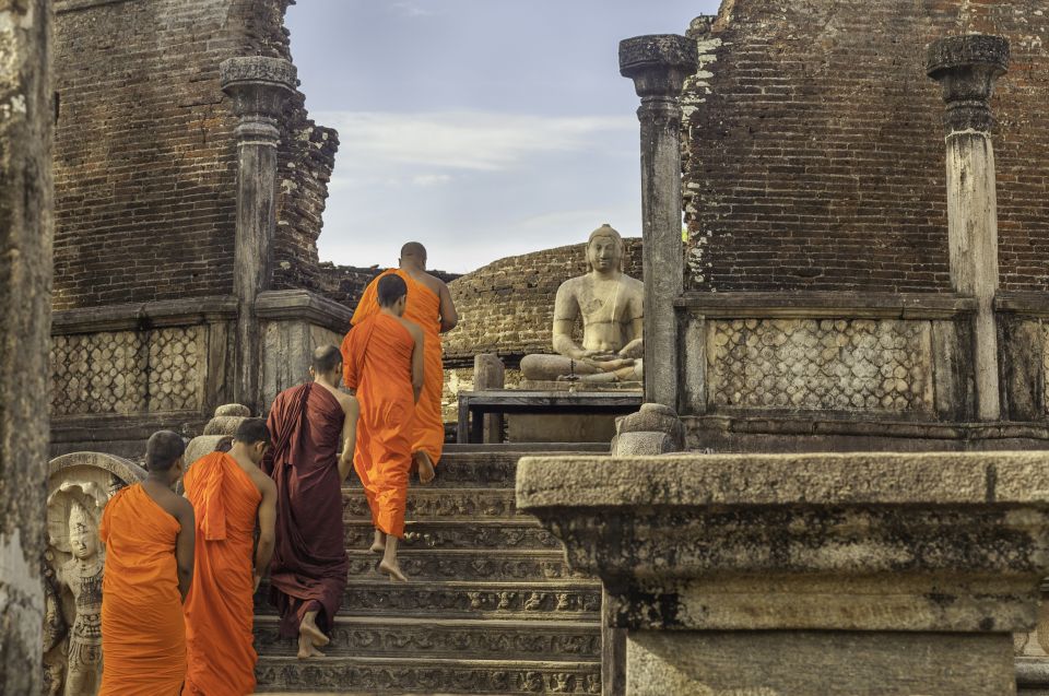 Day Trip to the Ancient Capital of Polonnaruwa From Colombo - Customer Reviews