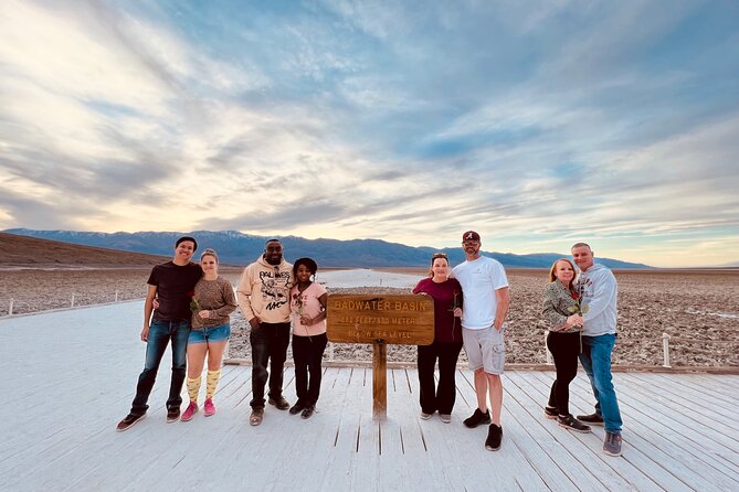 Death Valley Sightseeing Tour With Stargazing and Wine Tasting - Traveler Experience and Feedback