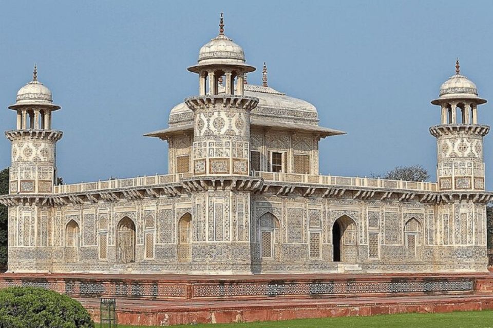 Delhi-Agra-Mathura-Delhi Tour 3 Days 2 Night - Must-See Attractions