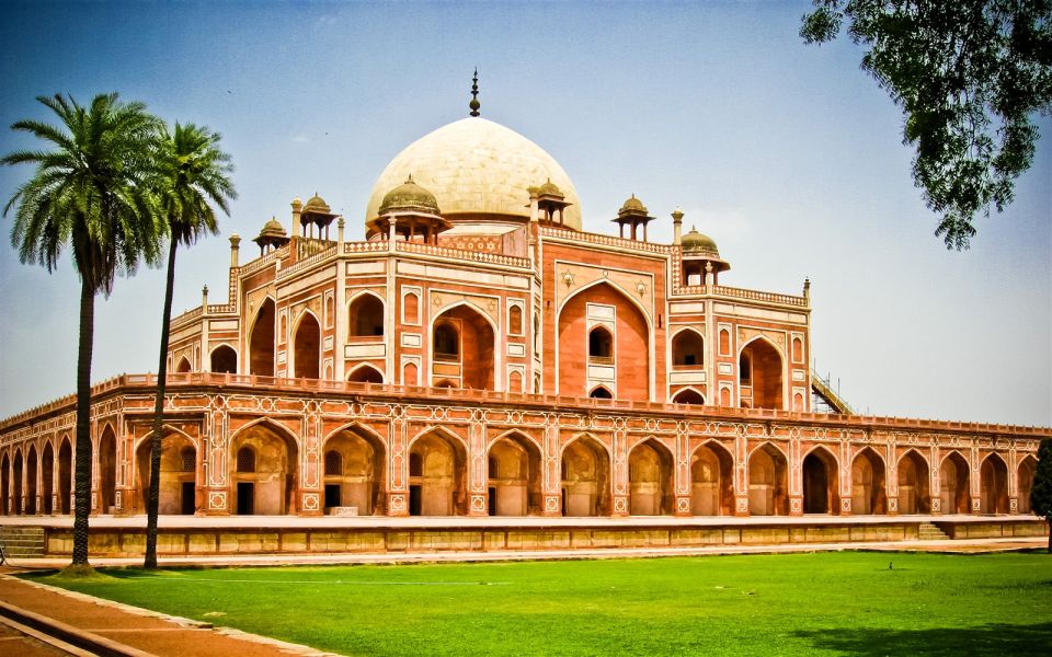 Delhi: Old and New Delhi Private Sightseeing Tour - Experience Highlights