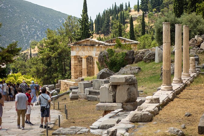 Delphi One Day Trip From Athens With Pickup and Optional Lunch - Delphi Experience Highlights