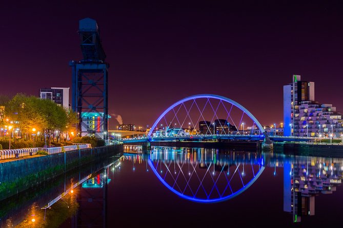 Departure Private Transfers: Glasgow City to Glasgow Airport GLA in Luxury Van - Pickup Process