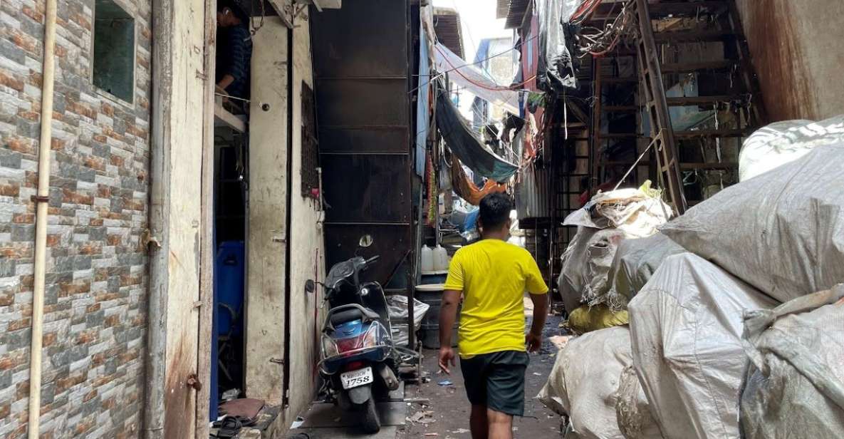 Dharavi Slum Tour Including Hotel Transfers With Options - Tour Duration and Itinerary Details