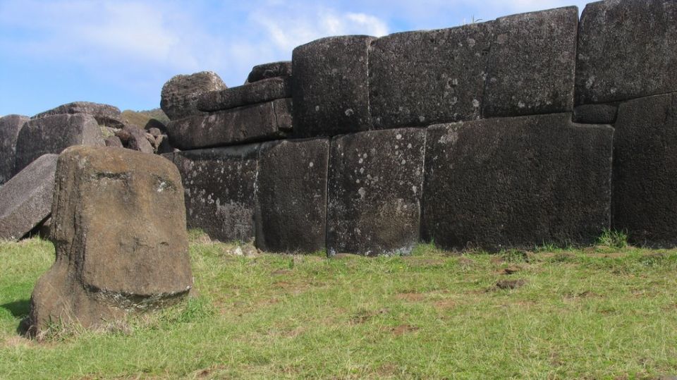Easter Island: Half-Day Archaeology Tour - Pickup Logistics and Group Size