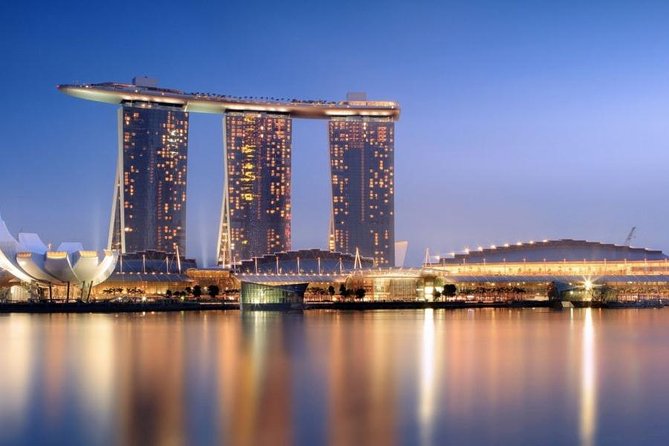 Eat 8 Singapore Foods & See 30 Top Singapore Sights Tour - Sightseeing Extravaganza