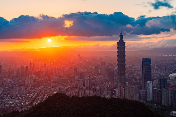 English Speaking Guide in Taipei ( Licensed ) - Benefits of Hiring a Licensed Guide