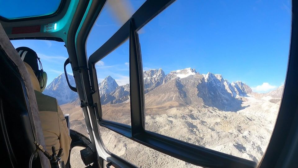Everest Base Camp Helicopter Tour With Landing Flight - Experience Highlights