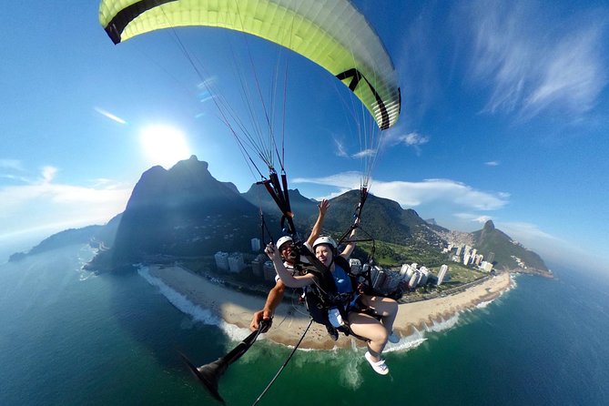 Experience Hang Gliding or Paragliding in Rio - Requirements and Policies