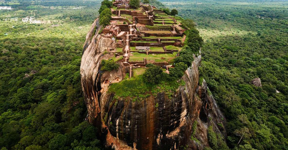 Explore Sigiriya, Kandy,Nuwaraeliya,Galle From Colombo - Tour Description