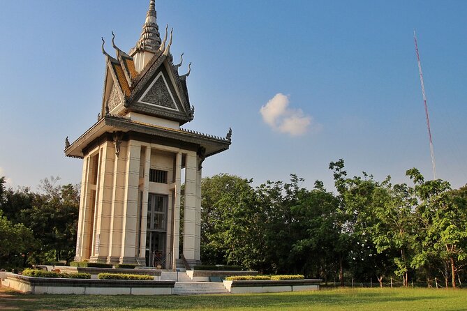 Exploring the Best of Phnom Penh: A Full Day Tour - Historical Sites Visited