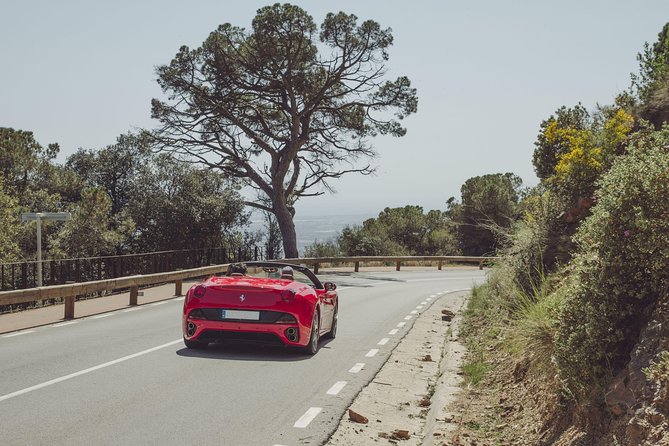 Ferrari Driving Experience in La Barceloneta Beach - Meeting and Pickup