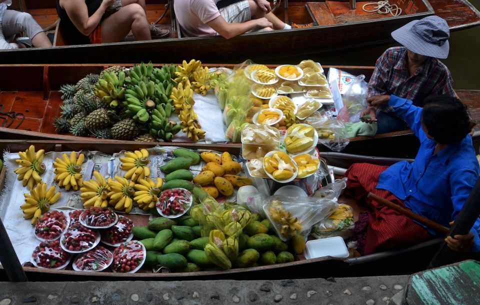 Floating Market Private Tour From Bangkok With Lunch - Experience