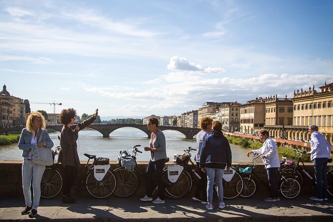 Florence Vintage Bike Tour Featuring Gelato Tasting - Experience Highlights