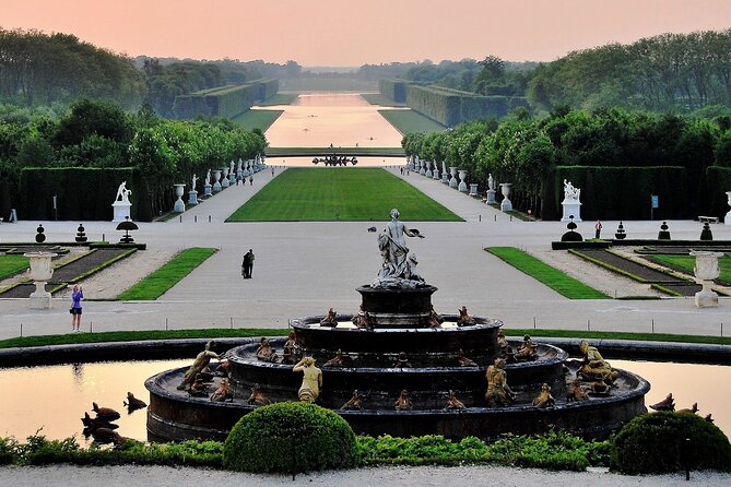 Fontainebleau, Versailles, Trianon Small Group From Paris - Reviews