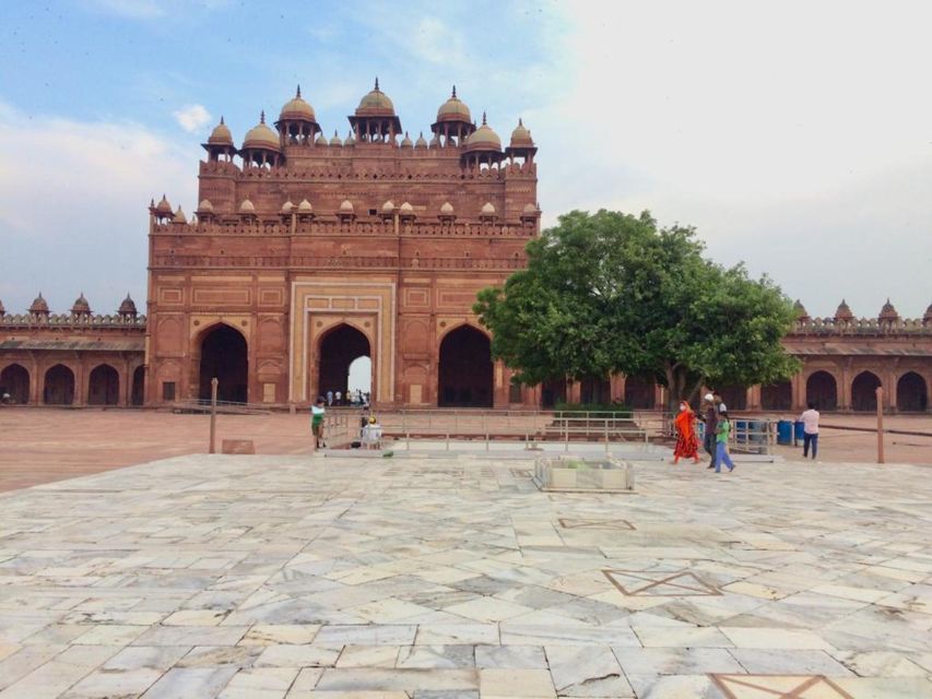 From Agra : 2 Day Jaipur Transfer & Jaipur Sightseeing Tour - Day 1 Itinerary Details
