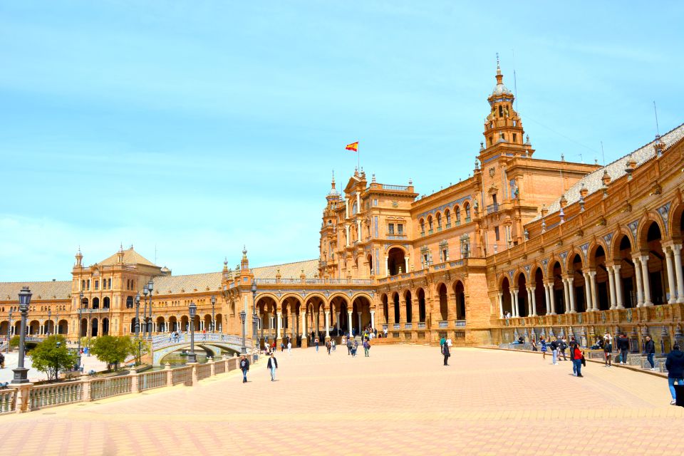 From Algarve: Private Seville Day Trip With Transfer - Tour Duration and Logistics