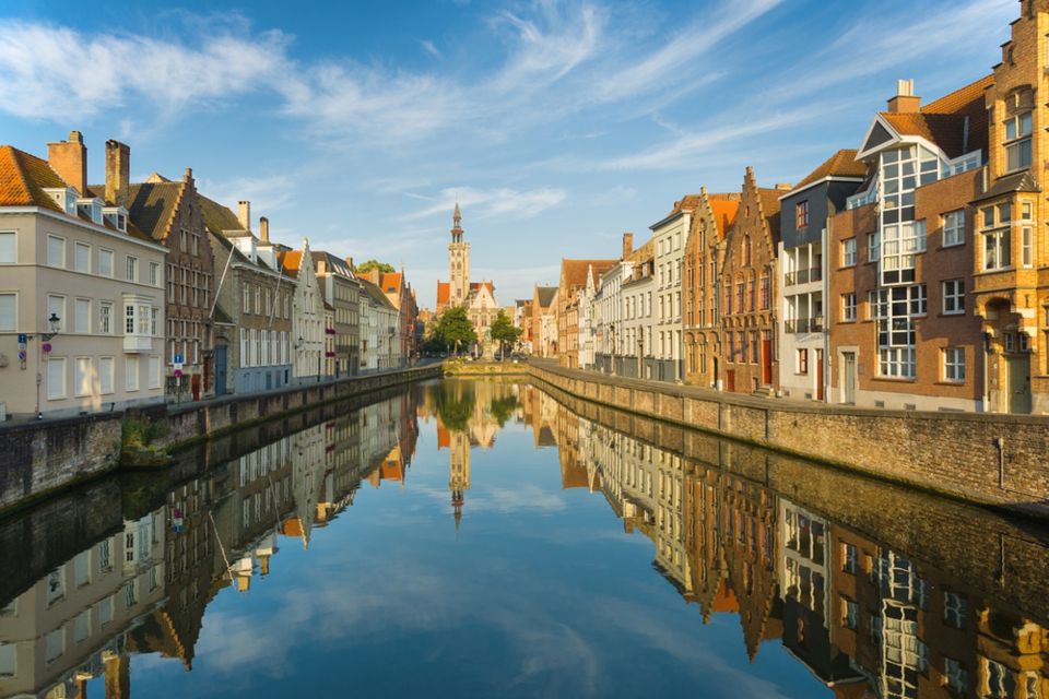 From Amsterdam: Day Trip to Bruges in Spanish or English - Itinerary Highlights