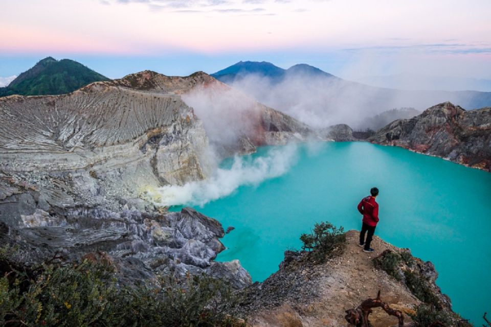 From Banyuwangi: Ijen Crater Blue Flame Tour - Blue Flame Experience
