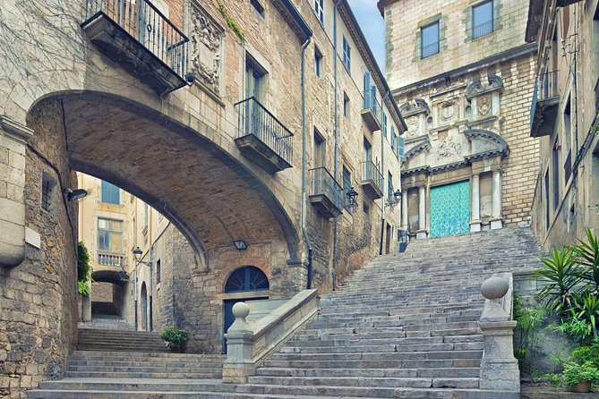 From Barcelona: Girona, Games of Thrones Tour - Transportation and Logistics