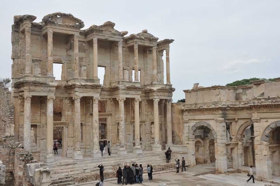 From Çeşme: Highlights of Ephesus Tour - Tour Experience