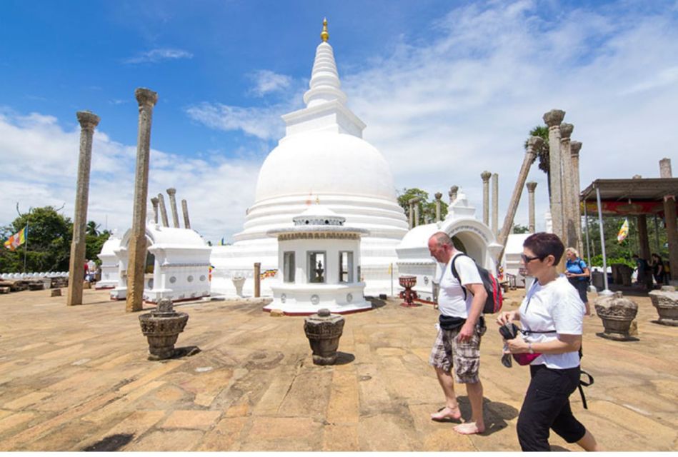 From Dambulla: Guided Tour to Ancient City of Anuradhapura - Historical Background of Anuradhapura