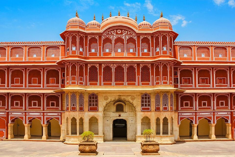 From Delhi: 2-Day Private Jaipur City Sightseeing Tour - Accommodation and Inclusions