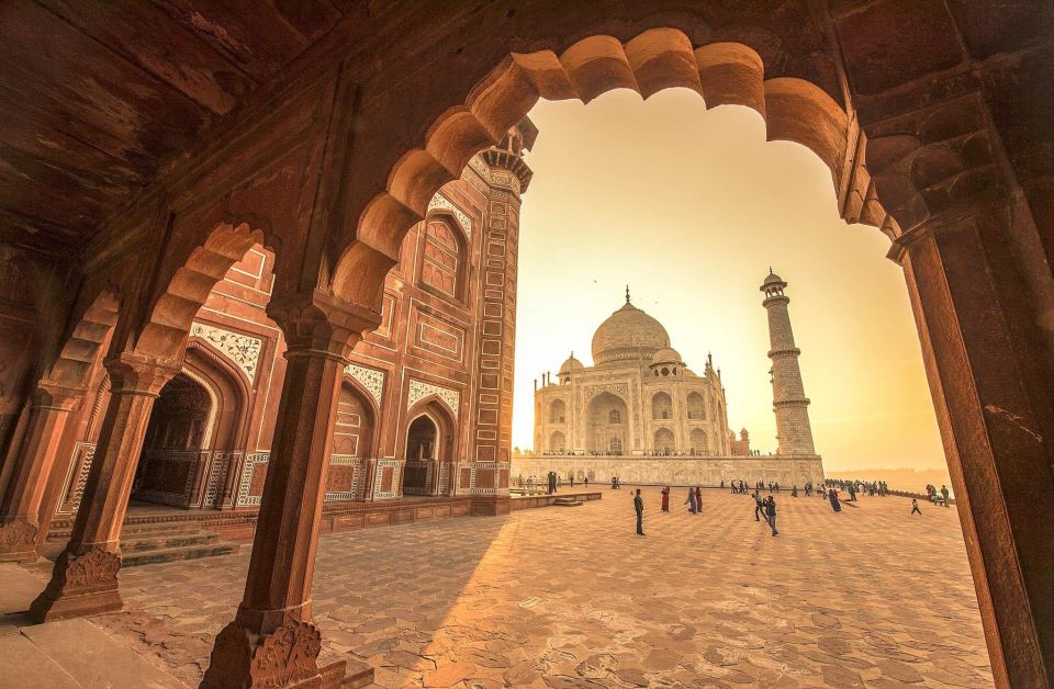 From Delhi: Guided Taj Mahal Tour With Drop at Jaipur - Tour Description