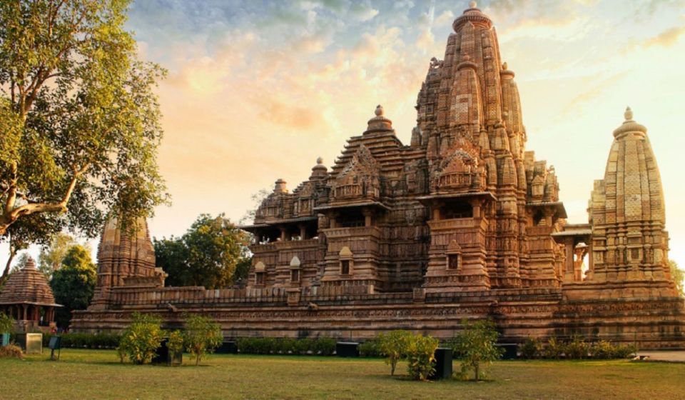 From Delhi: Orchha And Khajuraho 2 Days Tour - Tour Experience Highlights