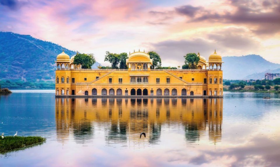From Delhi: Private 4 Days 3 Nights Golden Triangle Tour - Tour Guide and Pickup Information