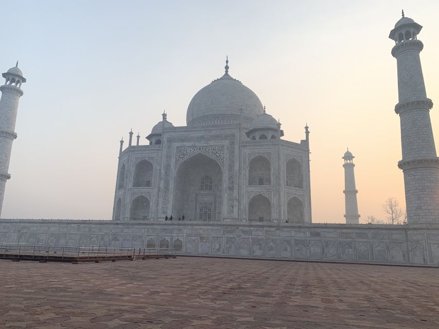 From Delhi : Private Over Night Tour of Agra - Sightseeing Experience