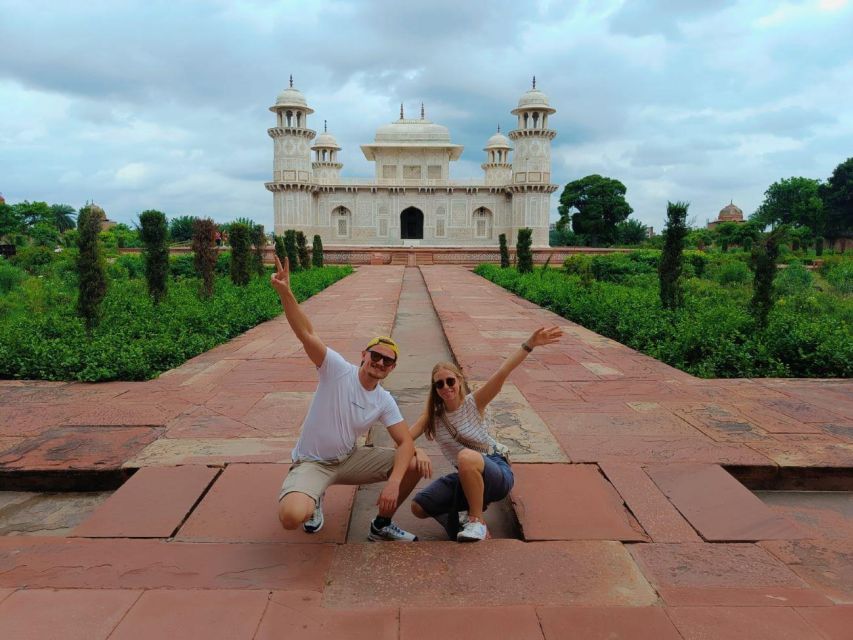 From Delhi: Taj Mahal, Agra Fort, Fatehpur Sikri 2-Day Tour - Sites to Visit on Day One