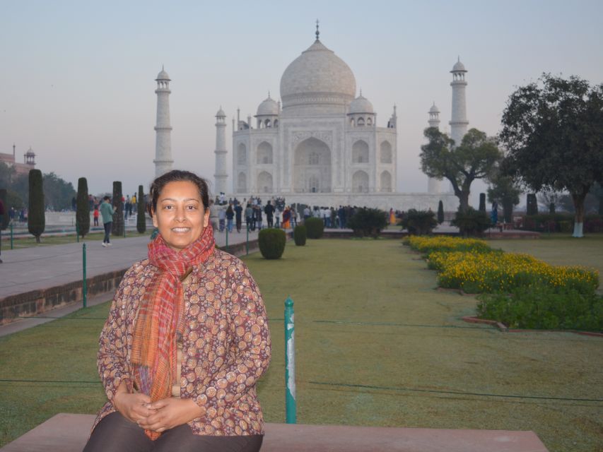From Delhi: Taj Mahal and Agra Full Day Trip With Transfers - Experience Highlights