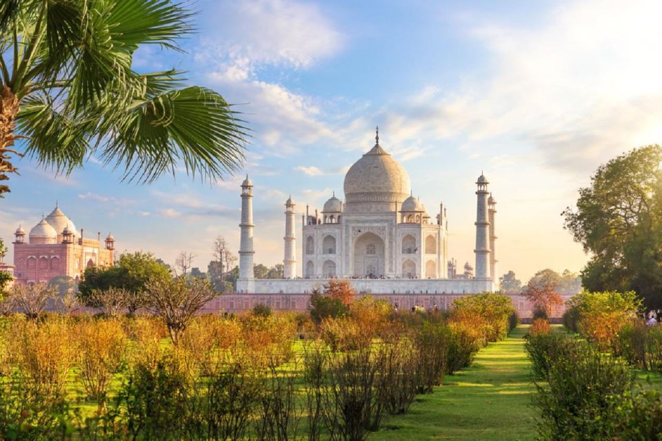 From Delhi: Taj Mahal Luxury Tour - Tour Highlights