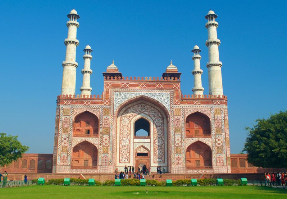 From Delhi:Overnight Taj Mahal Tour by Car With 5-Star Hotel - Itinerary and Experience
