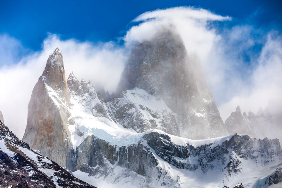 From El Calafate: Laguna De Los Tres Trekking Tour - Experience Highlights