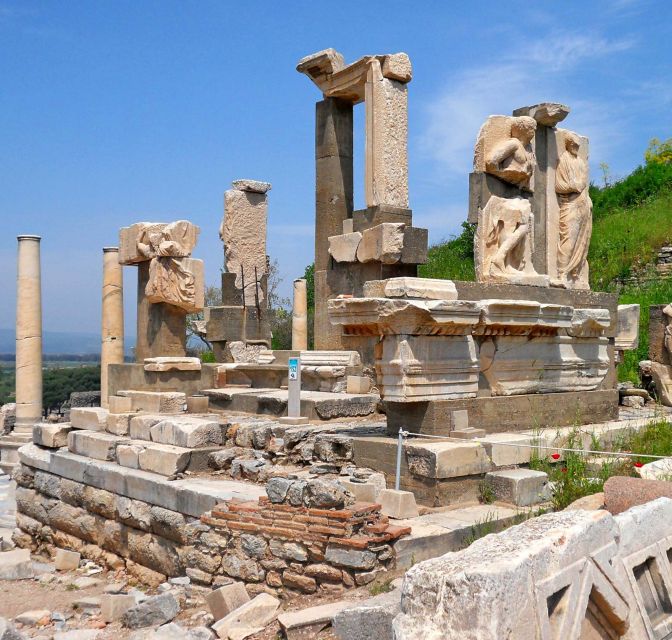 From Istanbul: 2-Day Ephesus, Pamukkale, & Hierapolis Tour - Experience Highlights