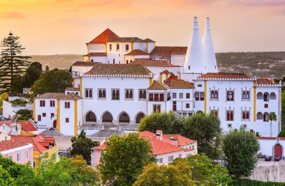 From Lisboa: Sintra, Cabo Da Roca & Cascais Full Day Tour - Multilingual Guides and Pickup