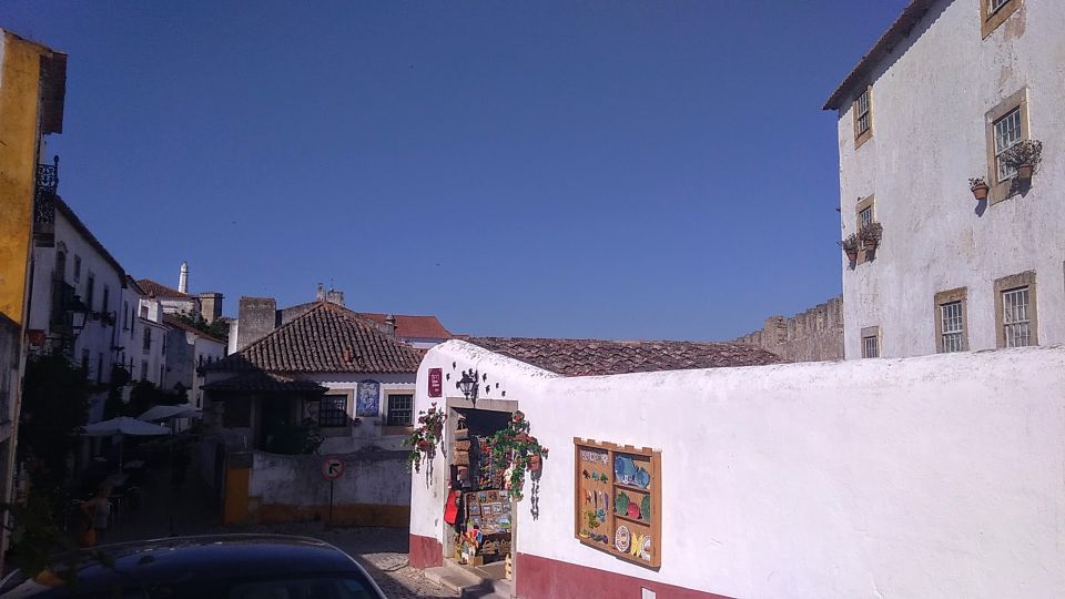 From Lisbon: Private Óbidos and Nazaré Tour - Itinerary Overview