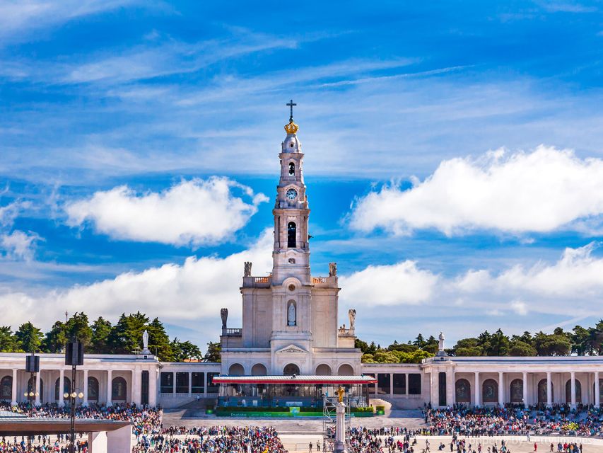 From Lisbon: Private Sanctuary of Fátima Half-Day Trip - Experience Highlights