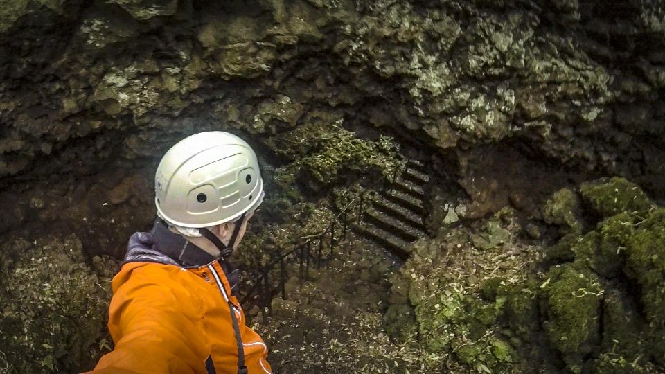 From Madalena: Pico Volcanoes and Lakes Guided Day Tour - Tour Highlights