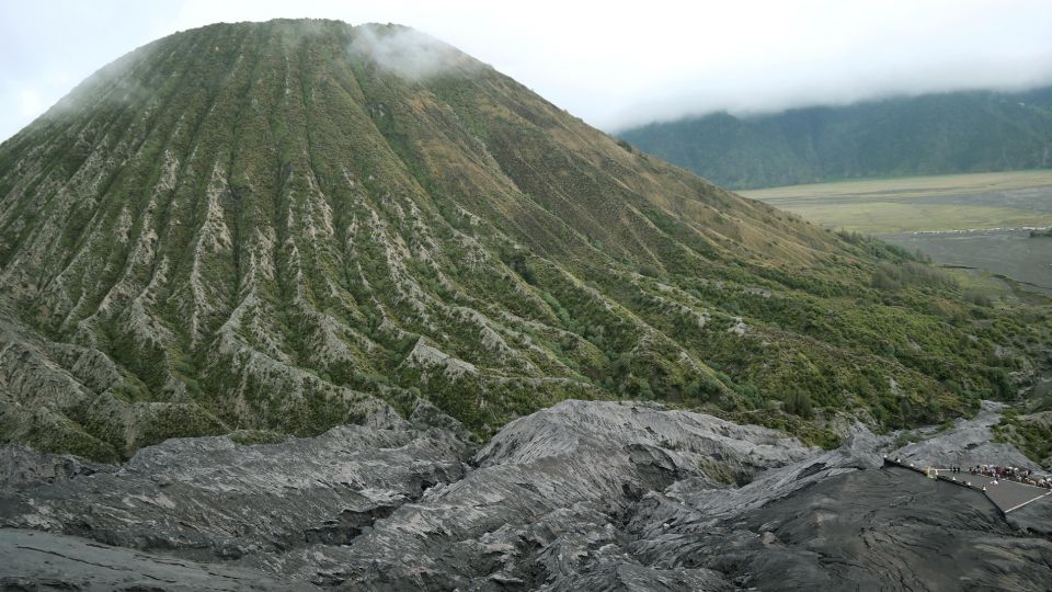 From Malang: Ultimate Mount Bromo National Park Sunrise Tour - Experience Highlights