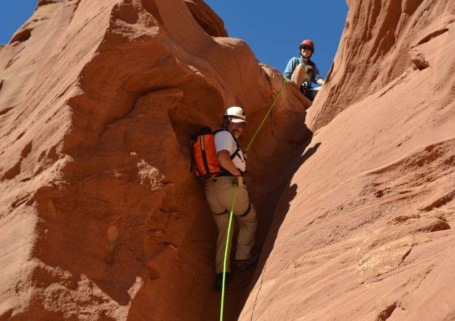 From Moab or Hanksville: North Wash Slot Canyon Experience - Canyoneering Techniques Training