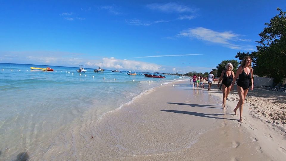 From Montego Bay: Negril Beach & Rick's Cafe Sunset Day Trip - Experience Highlights