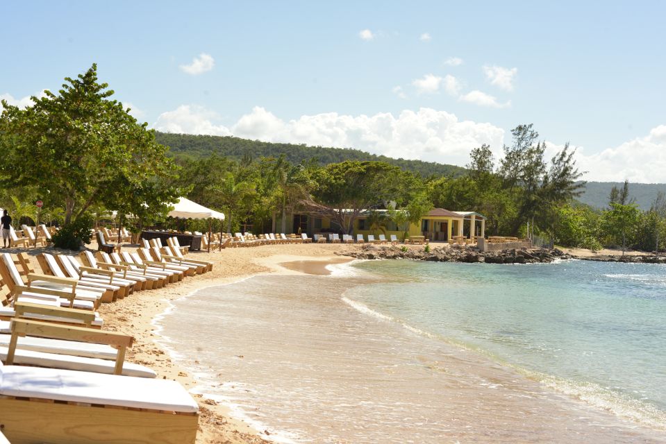 From Ocho Rios: Bamboo Beach Club With Lunch & Cocktails - Highlights