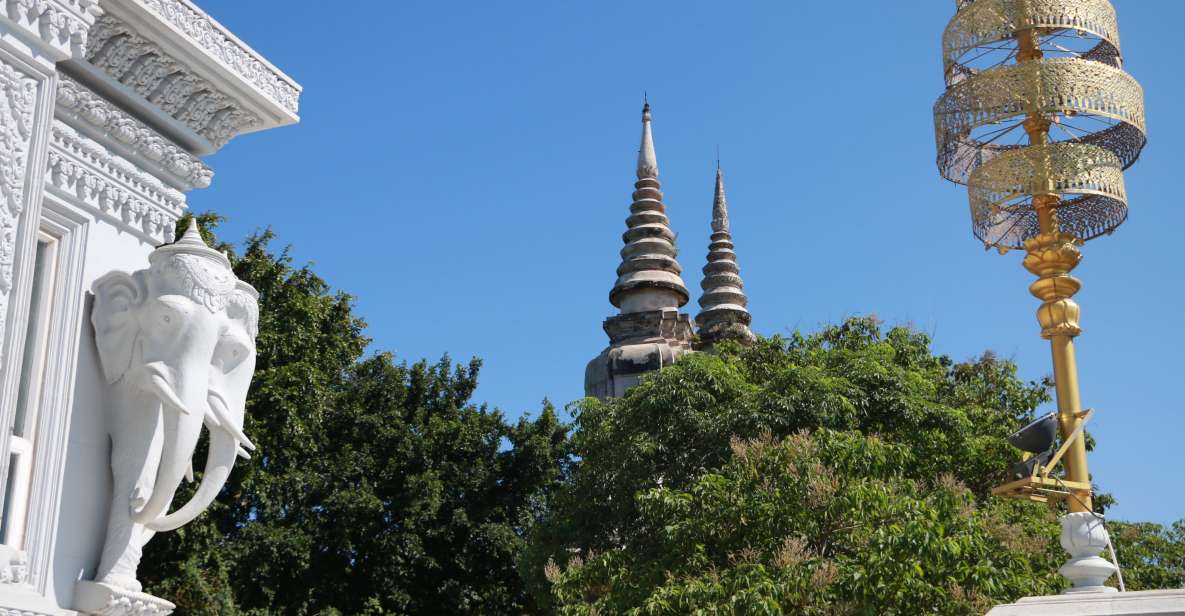 From Phnom Penh: Oudongk Mountain and Koh Chen Island Tour - Experience Highlights